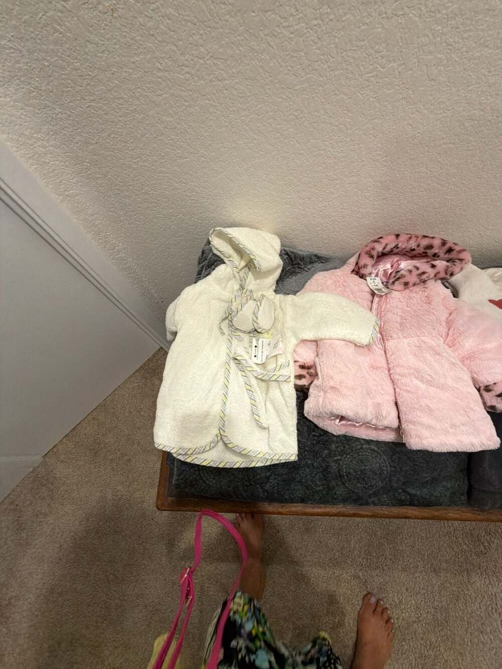 Rene Rofe Infant Unisex Hooded Bathrobe with Booties